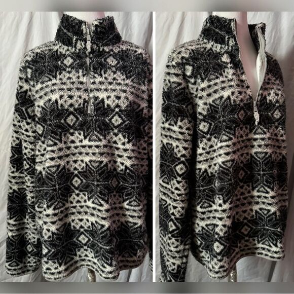 Prince & Fox, B&W Snowflake, Fleece, Half Zip Pullover - Picture 3 of 16